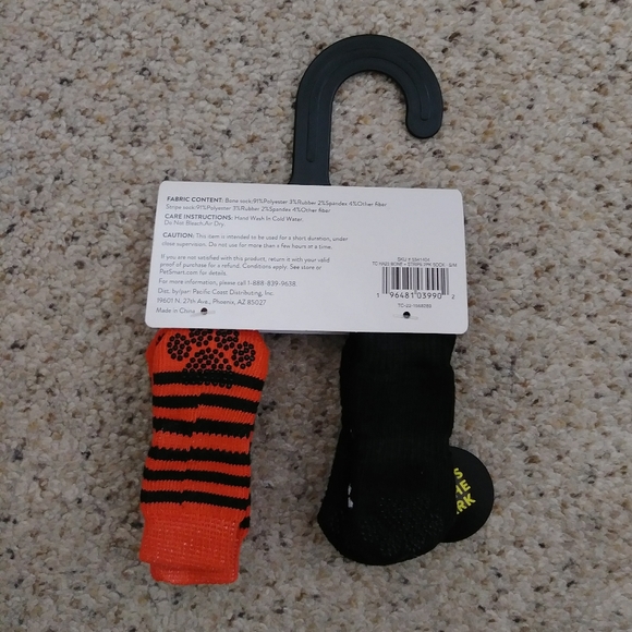 Hallowenn pet socks - Picture 3 of 3